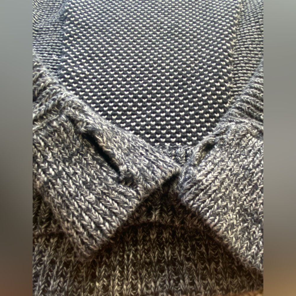 Ivivva by Lululemon Girls To Be Cozy Knit Black Pullover Sweater 10 - Picture 6 of 11